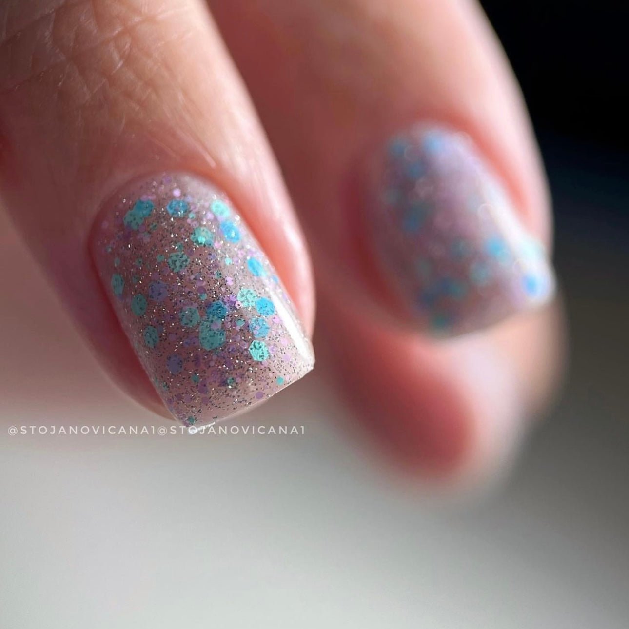 Glitter Base 24 - 15ml - Brands of I.Z.M