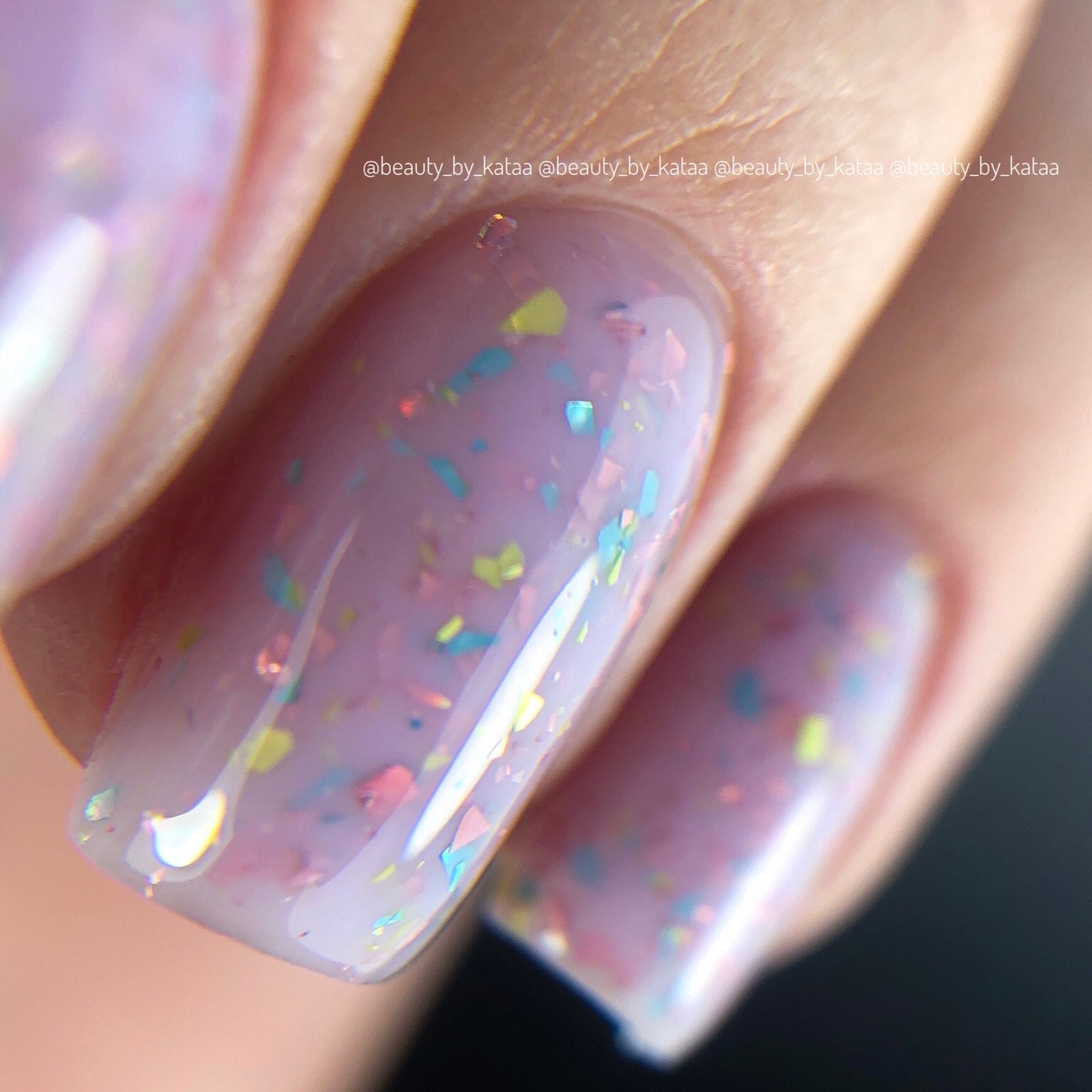 Glitter Base 13 - 15ml - Brands of I.Z.M