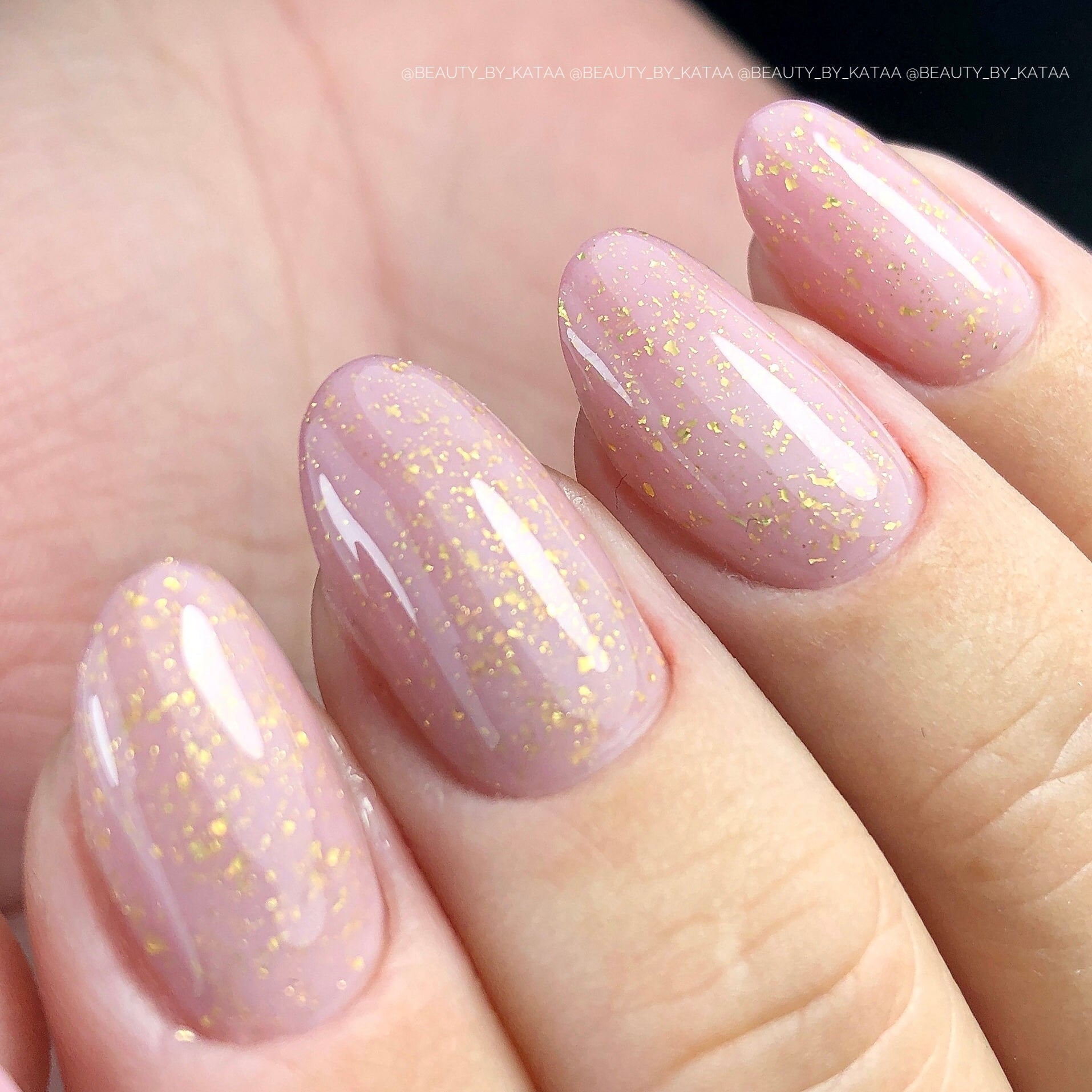 Glitter Base 4 - 15ml - Brands of I.Z.M