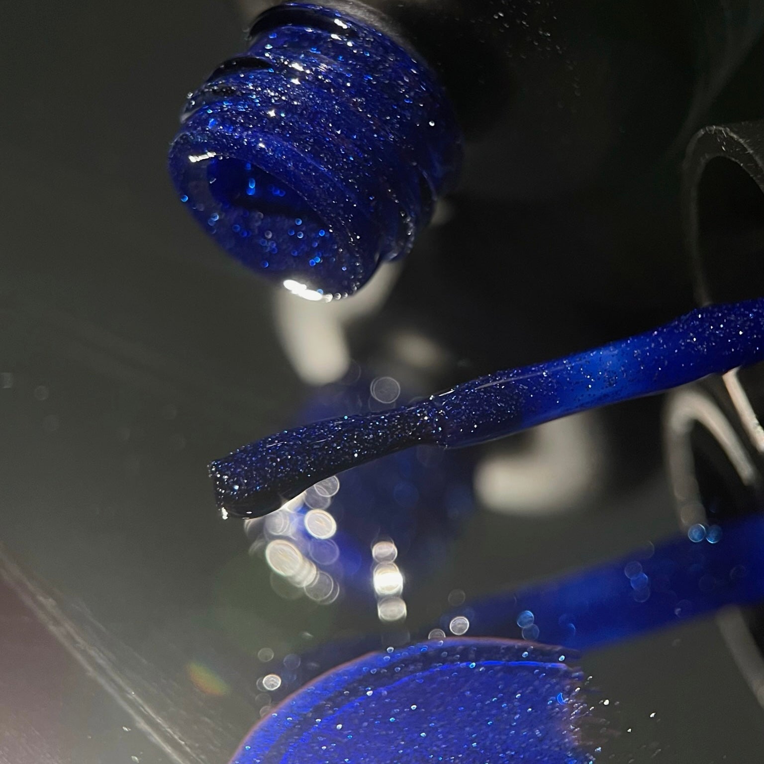 I.Z.M - 070 ( Reflective 🪩) - ( 5ml; 15ml ) - Brands of I.Z.M