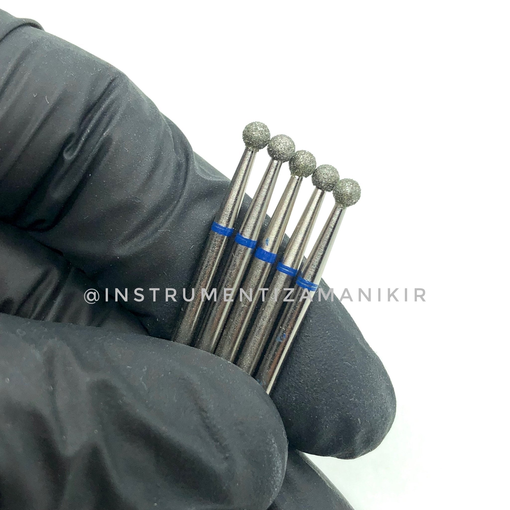 Kuglica plavog pojasa 025 - Brands of I.Z.M