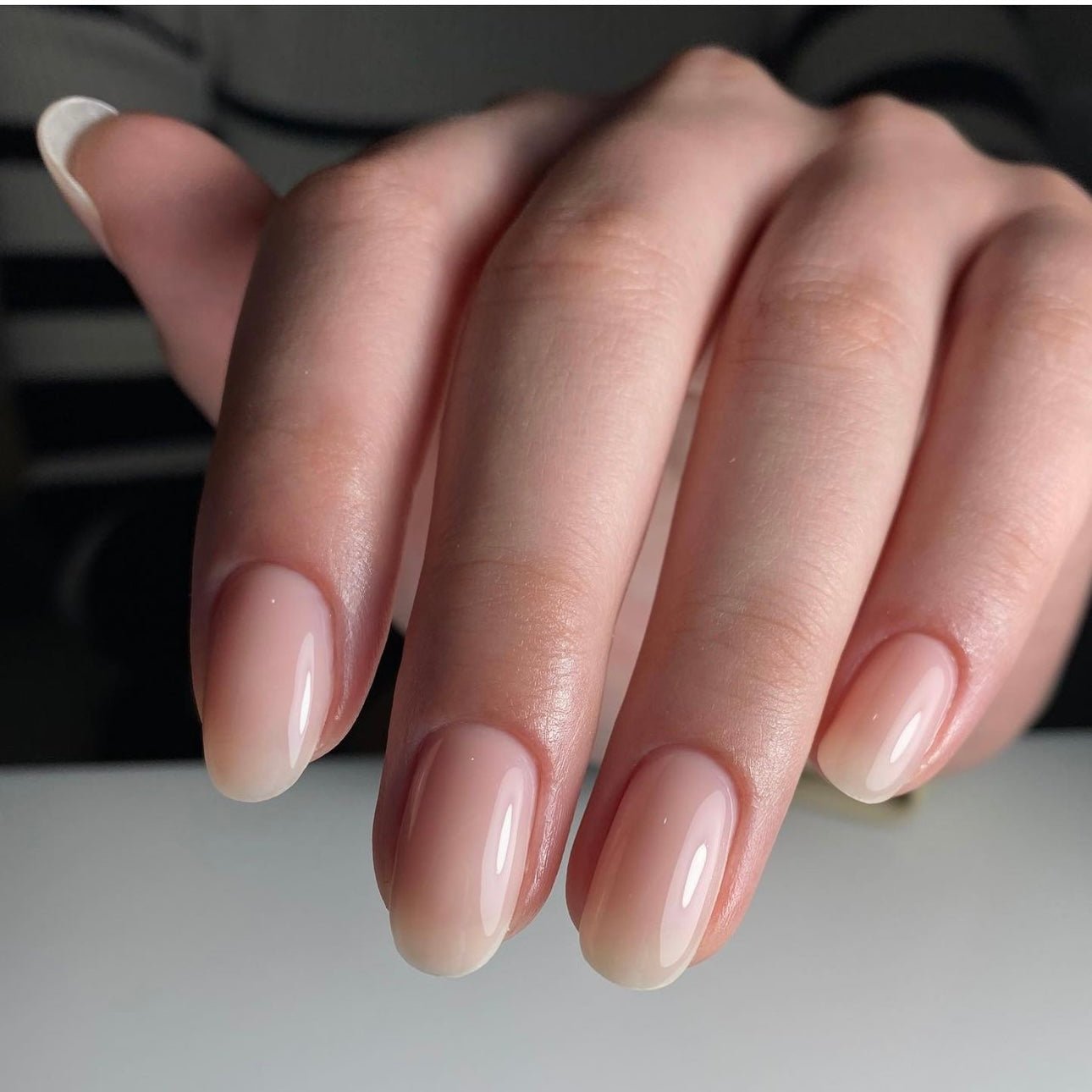 Kamuflažna baza by I.Z.M - 19 Natural Cover ( 15ml; 30ml ) - Brands of I.Z.M